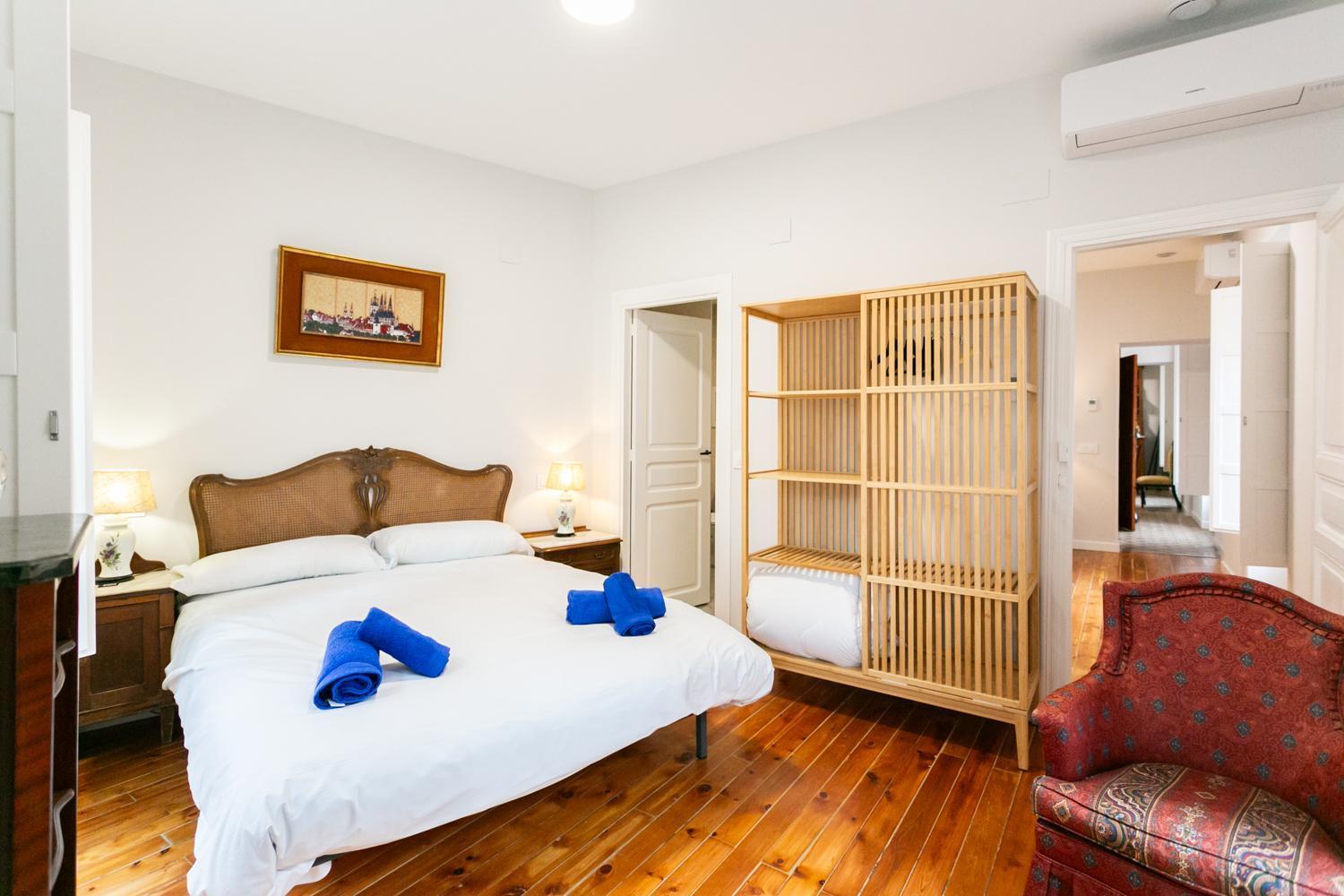 Apartamento Vultus Catedral Homes Ávila Ngoại thất bức ảnh