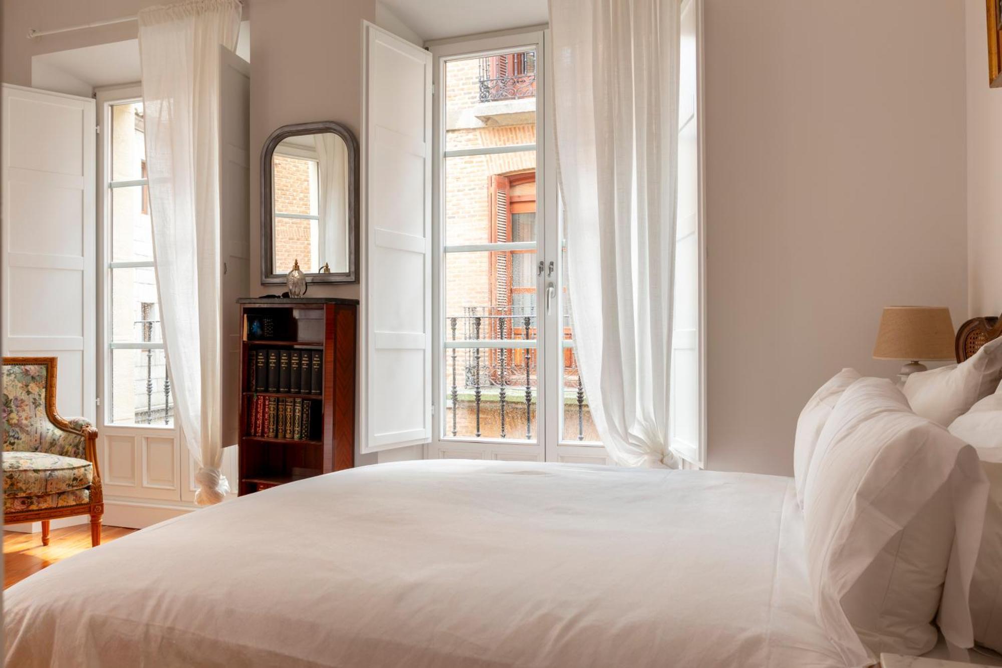 Apartamento Vultus Catedral Homes Ávila Ngoại thất bức ảnh